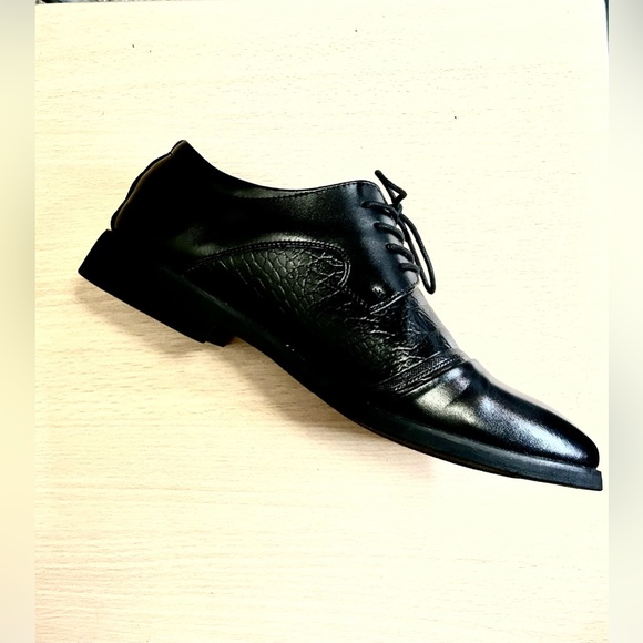 FAUX Leather shoes with crocodile style texture size 43 - Picture 5 of 7